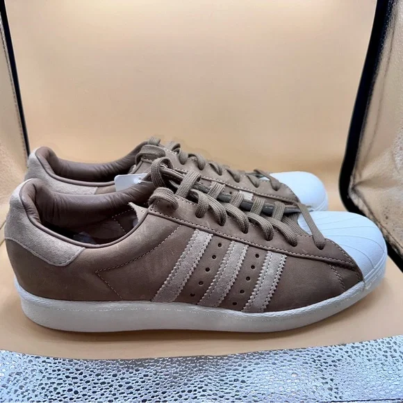 ADIDAS BOOST SUPERSTAR